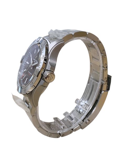 Breitling Avenger Automatic 42 A17328 Image 2